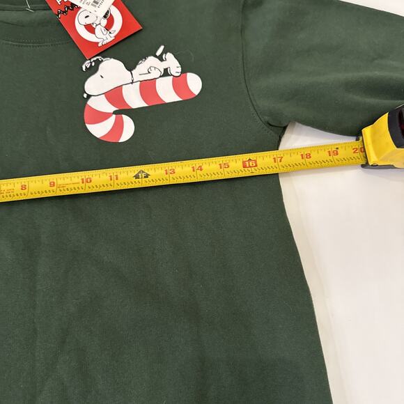 Peanuts 2023 Green Holiday SNOOPY & candy cane Sweatshirt Youth L/Adult XS NWT - Picture 10 of 12